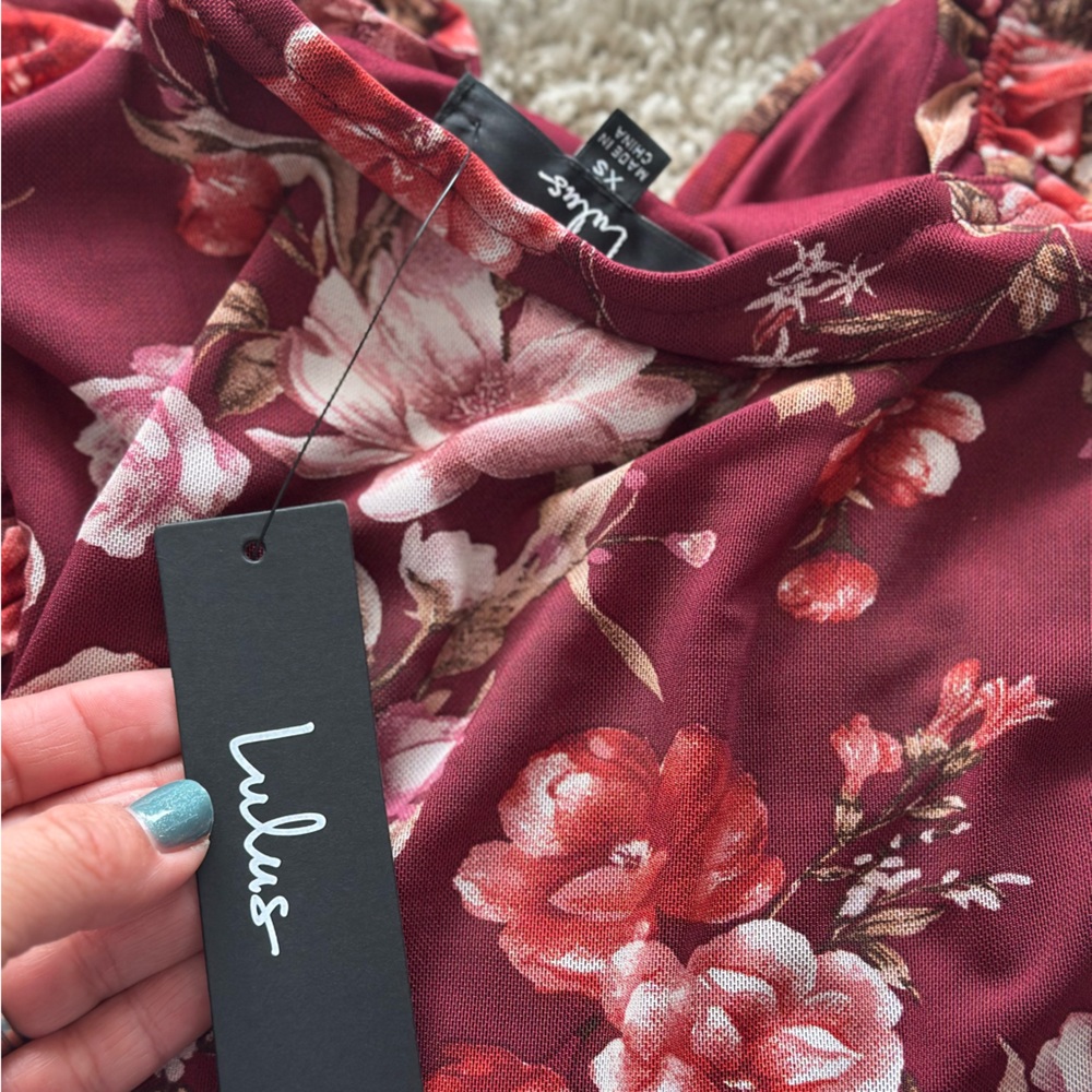 Absolutely Thriving Burgundy Floral Mesh Ruched Bodysuit - Picture 3 of 4